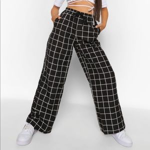 Boohoo PETITE CHECK WIDE LEG PANTS